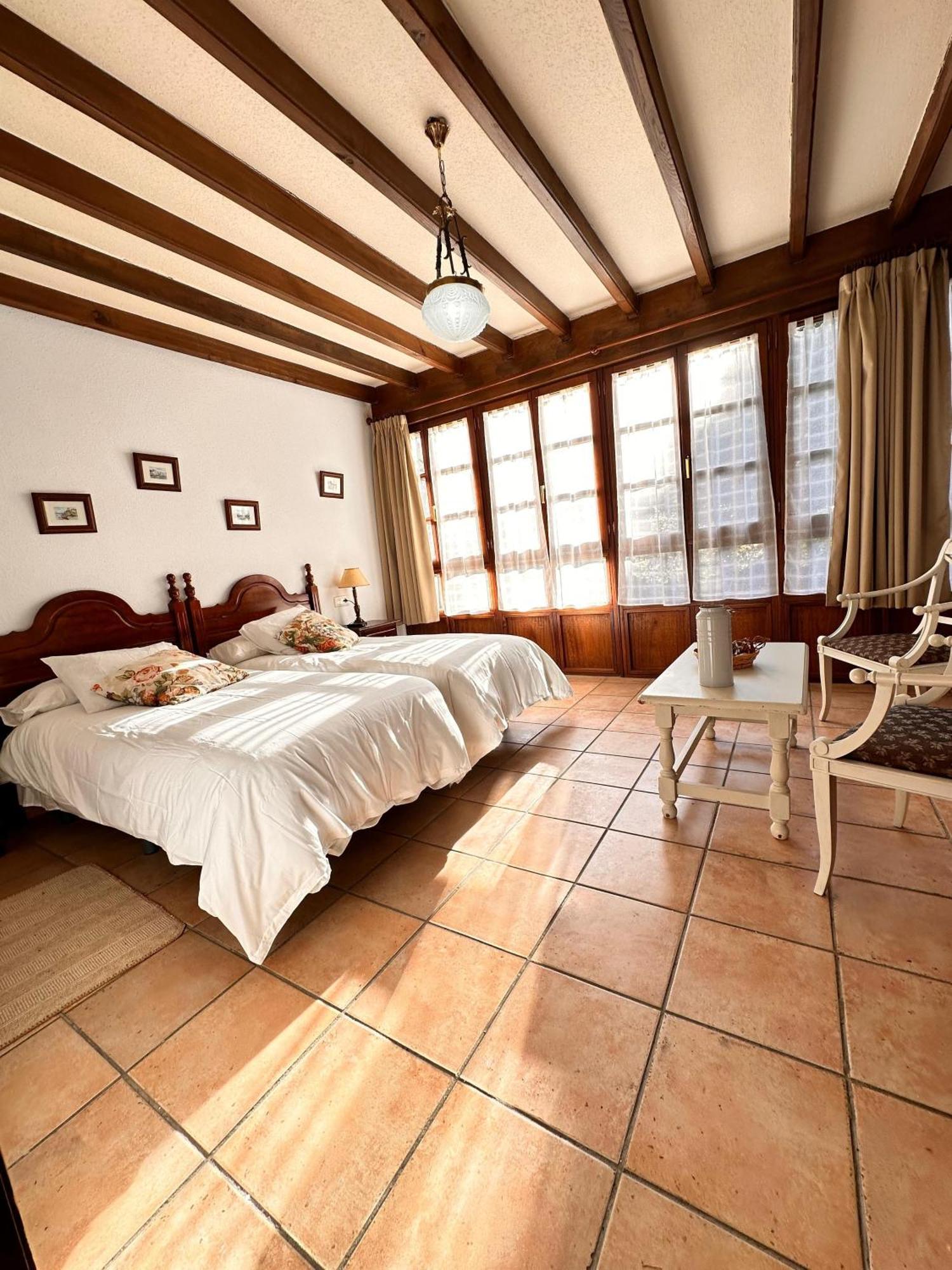 La Nozal De La Pena Casa de hóspedes Villaviciosa  Exterior foto